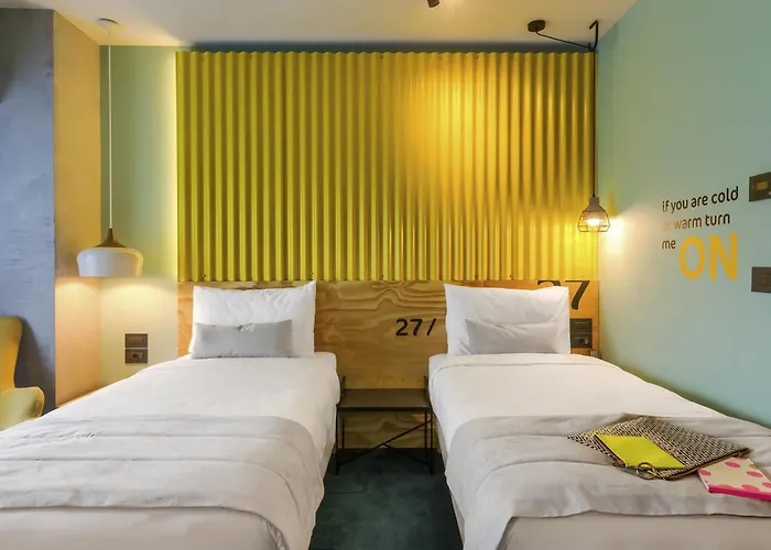 ホテル Ibis Styles Erbas 4*