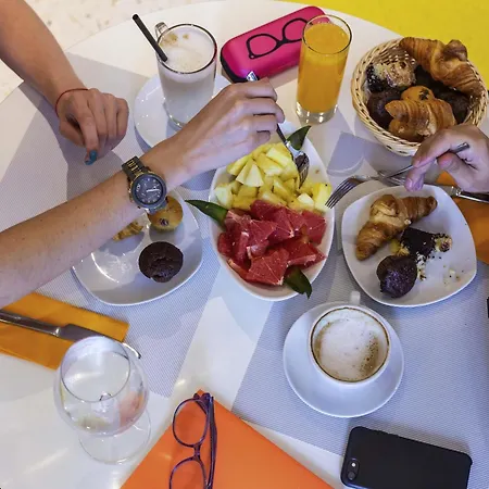 Ibis Styles Erbas ホテル