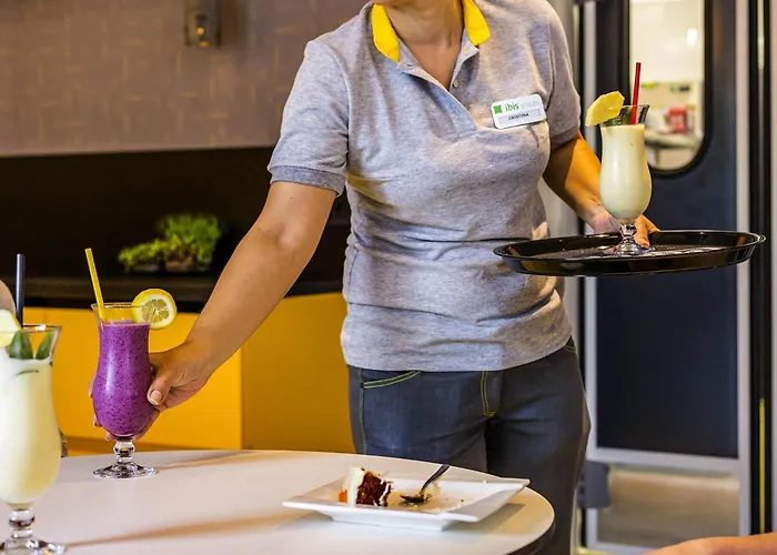 Hotel Ibis Styles Erbas 4*